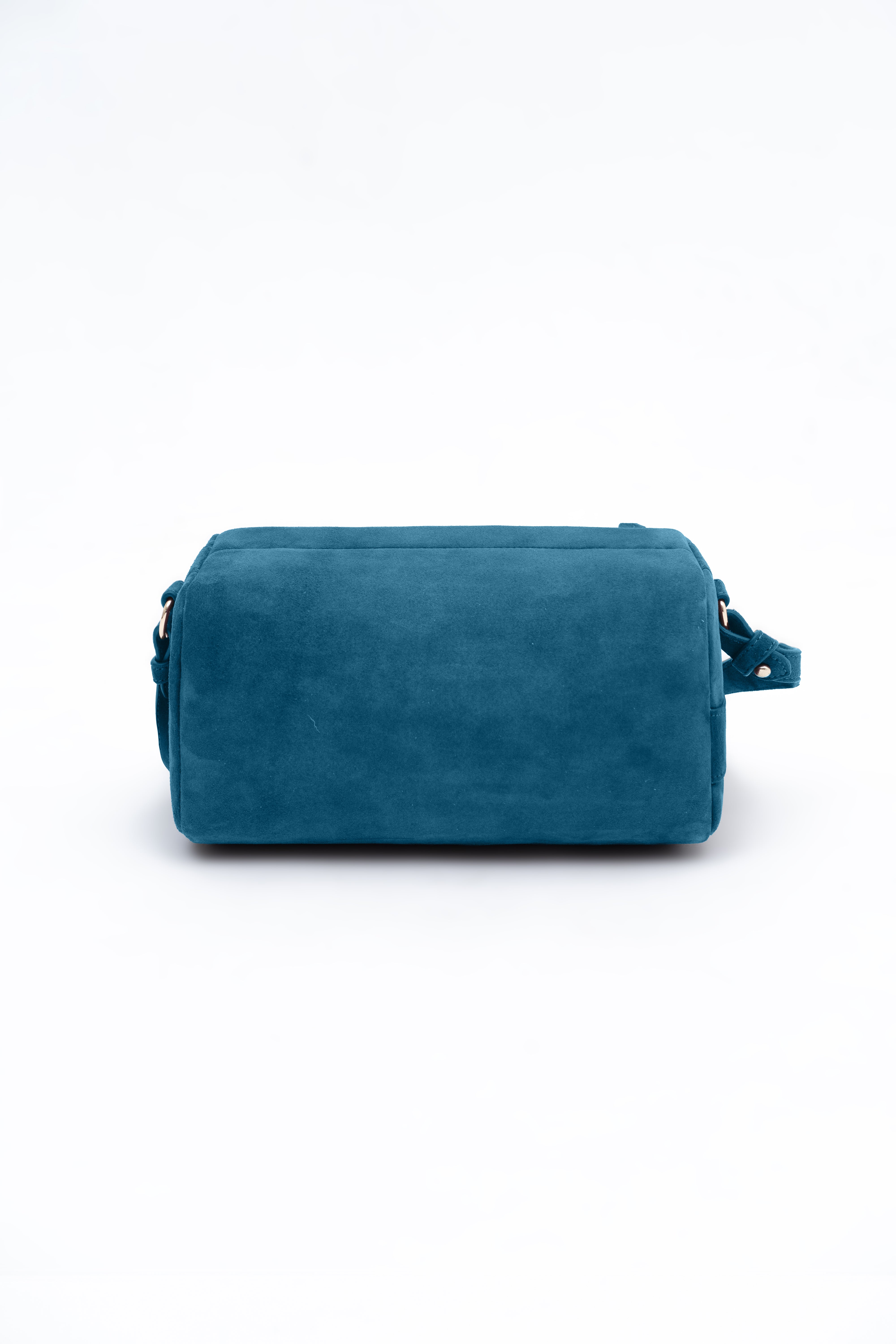 Blue mist pouch